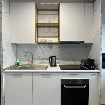 Eliza - Powered By Neo - Private Parking شقة *