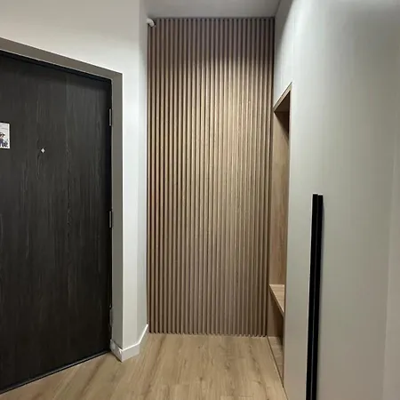 Eliza - Powered By Neo - Private Parking