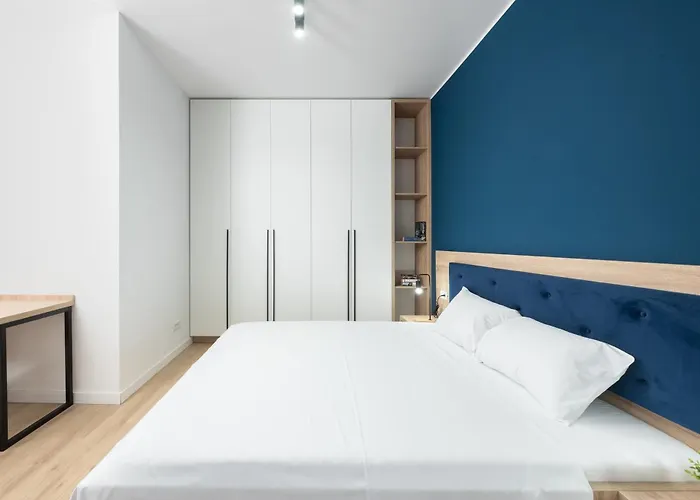 Eliza - Powered By Neo - Private Parking