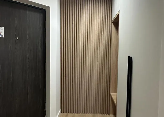 Eliza - Powered By Neo - Private Parking