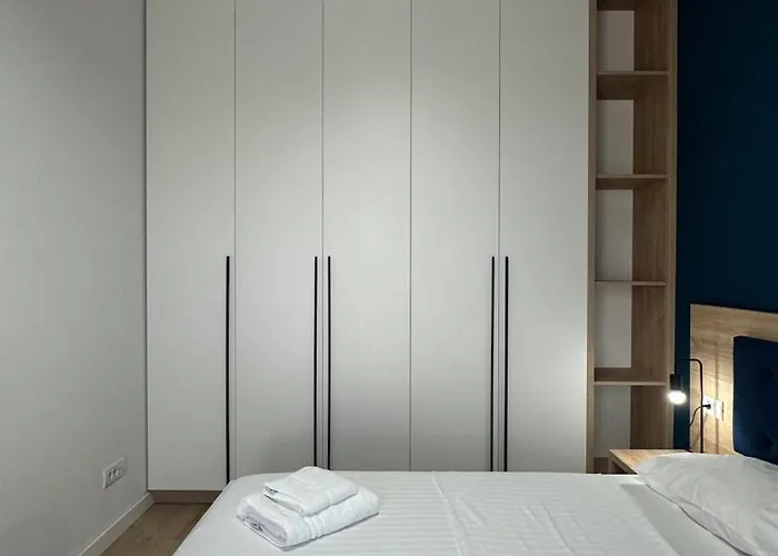 Eliza - Powered By Neo - Private Parking