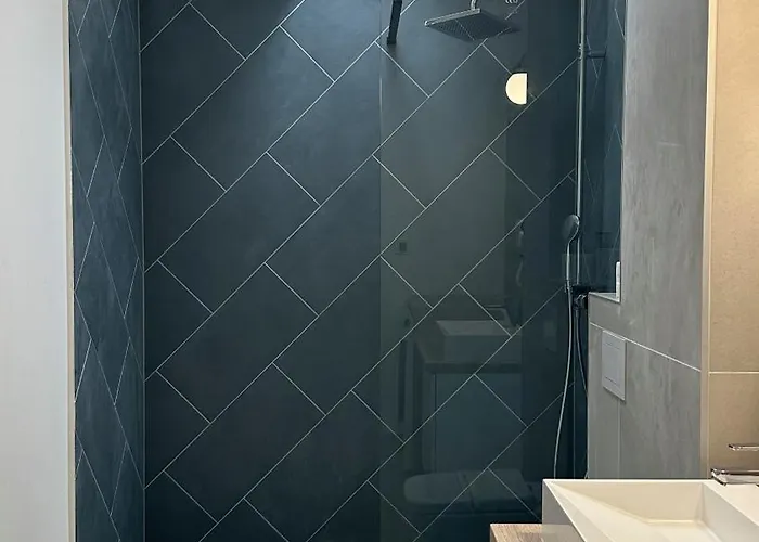 Apartamento Eliza - Powered By Neo - Private Parking *