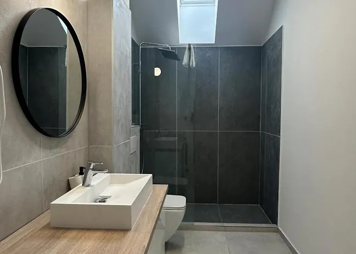 Eliza - Powered By Neo - Private Parking Apartamento