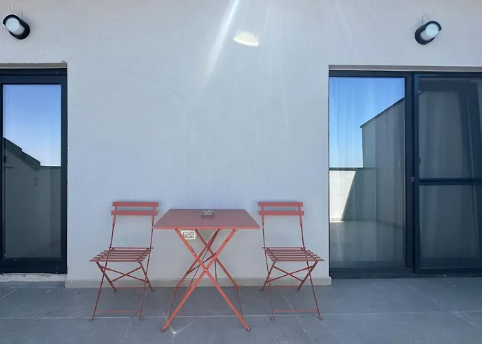 Eliza - Powered By Neo - Private Parking Apartamento *